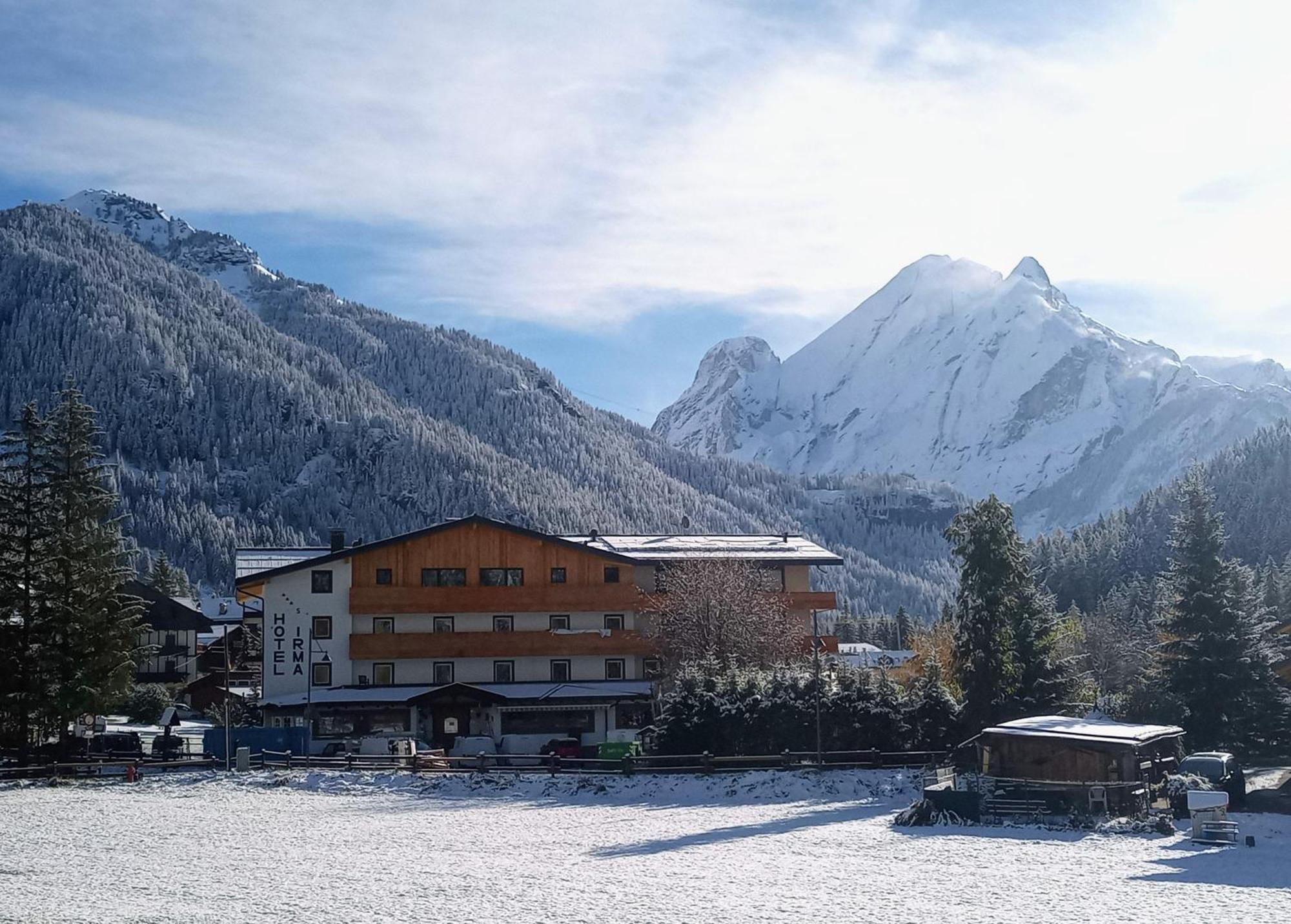 Dolomiten Hotel Irma Canazei Exterior photo